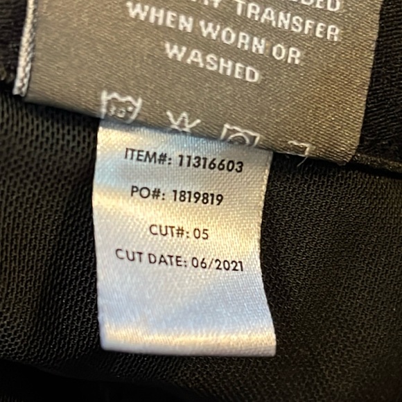 NWOT Torrid Bombshell Skinny Jeans - black  “feel the fit” Sz Torrid 26R - Picture 11 of 12